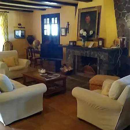 The Palm Rural Beachside Villa *
