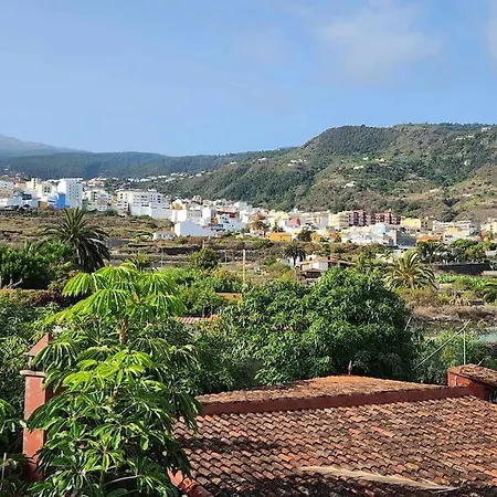 Villa The Palm Rural Beachside
