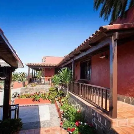 The Palm Rural Beachside Вилла Икод-де-лос-Винос