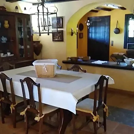 Villa The Palm Rural Beachside *